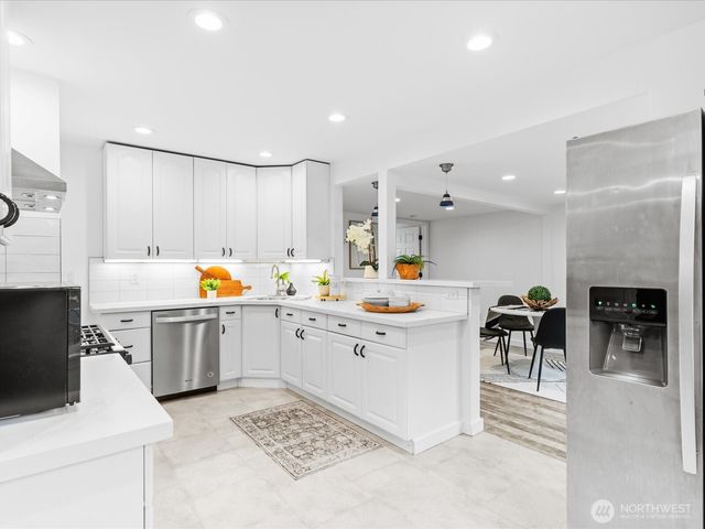 12404 NE 95th Street, Kirkland, WA 98033