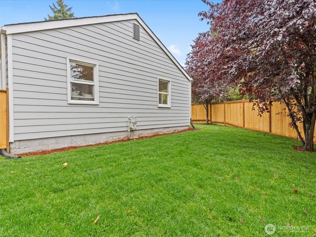 12404 NE 95th Street, Kirkland, WA 98033