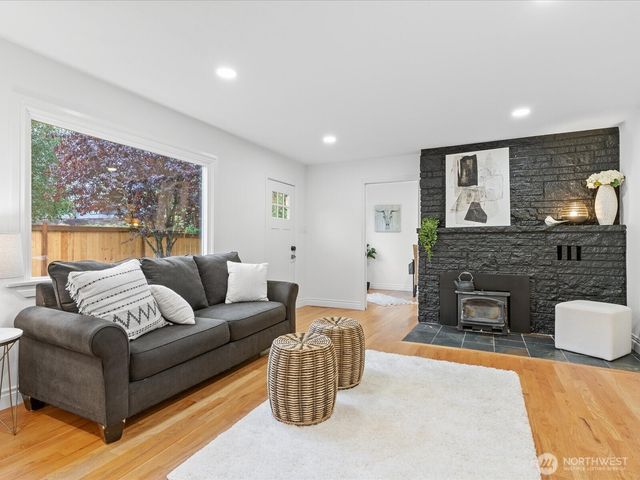 12404 NE 95th Street, Kirkland, WA 98033