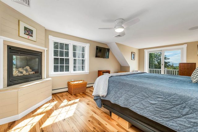 33 Sky Lane, Wolfeboro, NH 03894