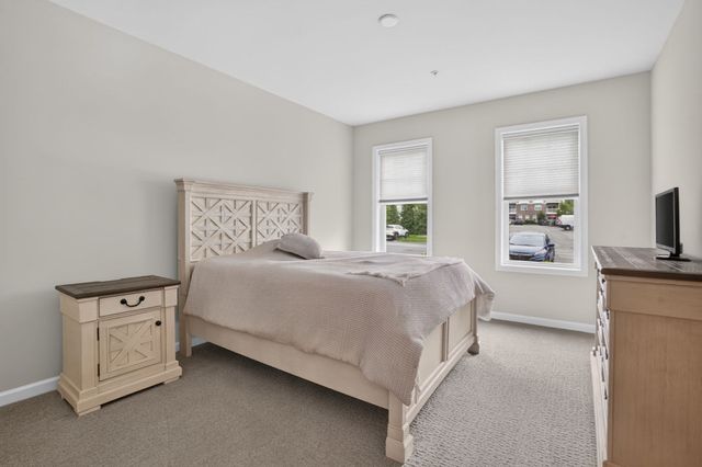 240 Martins Landing 102, North Reading, MA 01864