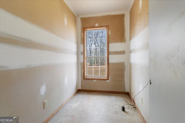 305 Daileys Plantation Court, Mcdonough, GA 30253