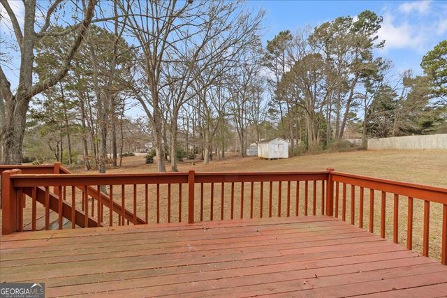 305 Daileys Plantation Court, Mcdonough, GA 30253