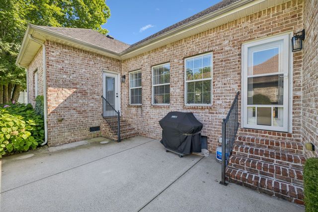 1014 Rosemont Ter, Smyrna, TN 37167