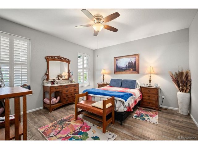27571 E 7th Dr, Aurora, CO 80018