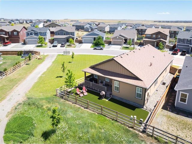 27571 E 7th Dr, Aurora, CO 80018