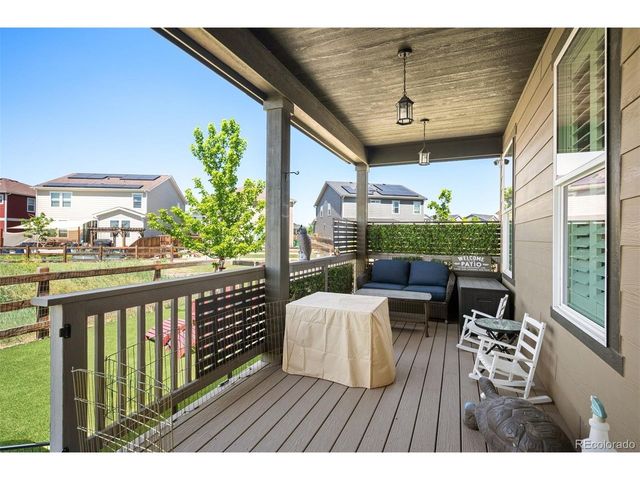 27571 E 7th Dr, Aurora, CO 80018