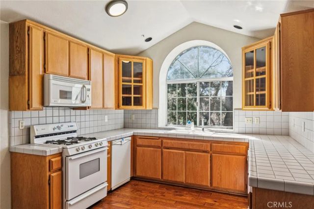 25274 North Road, Twin Peaks, CA 92391