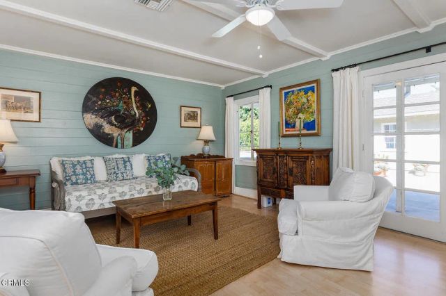 1973 Midwick Drive, Altadena, CA 91001