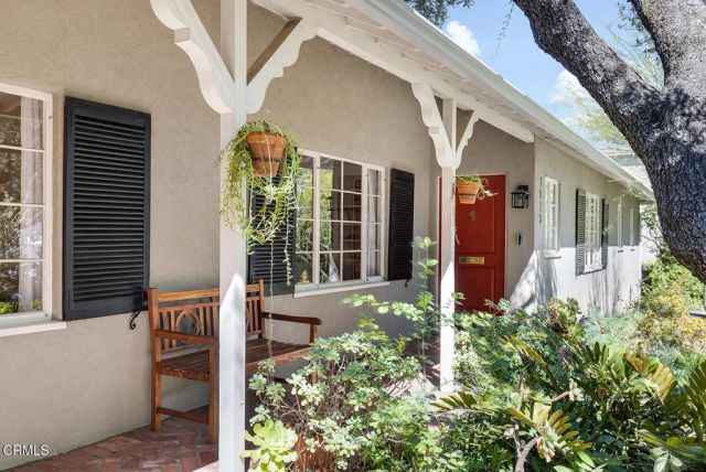 1973 Midwick Drive, Altadena, CA 91001