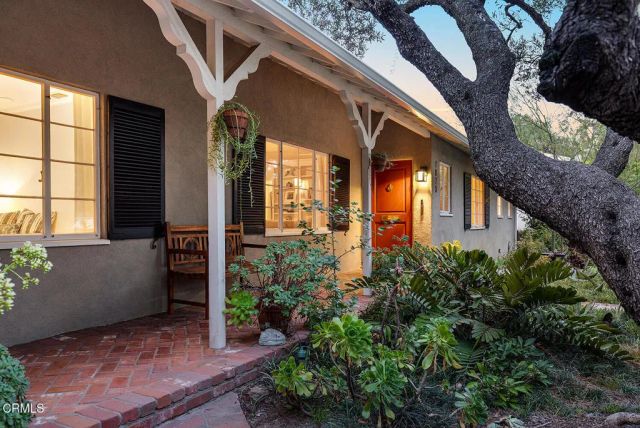 1973 Midwick Drive, Altadena, CA 91001