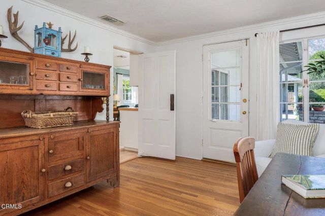 1973 Midwick Drive, Altadena, CA 91001