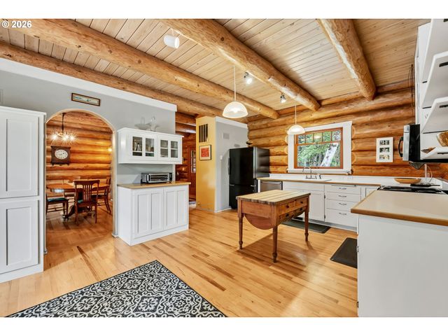 32523 ZARZAMORA Ln, Eugene, OR 97405