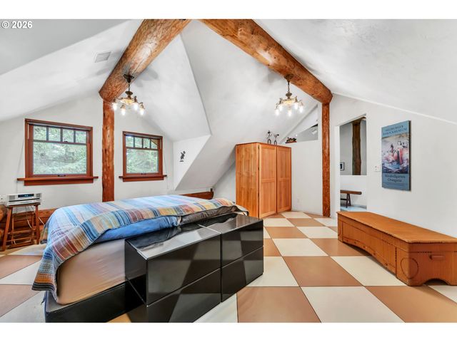 32523 ZARZAMORA Ln, Eugene, OR 97405