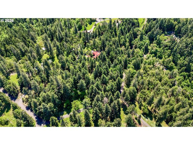32523 ZARZAMORA Ln, Eugene, OR 97405