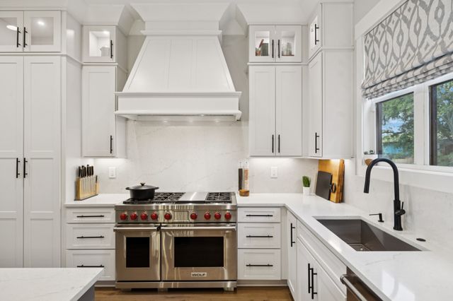 5012 Toll Road Ct, Thompsons Station, TN 37179