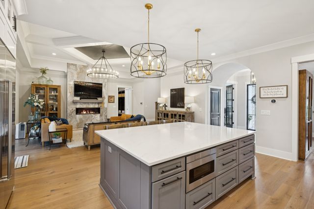 5012 Toll Road Ct, Thompsons Station, TN 37179