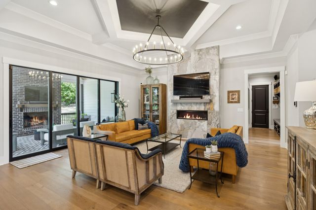 5012 Toll Road Ct, Thompsons Station, TN 37179