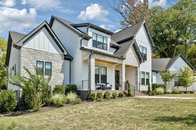 5012 Toll Road Ct, Thompsons Station, TN 37179