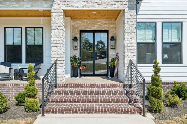 5012 Toll Road Ct, Thompsons Station, TN 37179