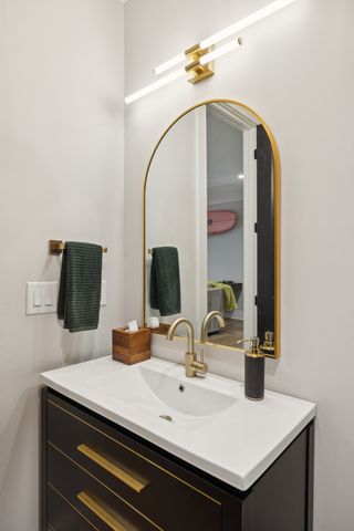 5012 Toll Road Ct, Thompsons Station, TN 37179