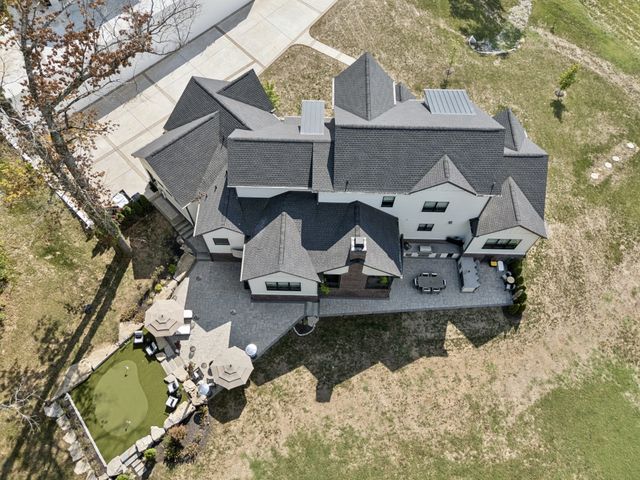 5012 Toll Road Ct, Thompsons Station, TN 37179