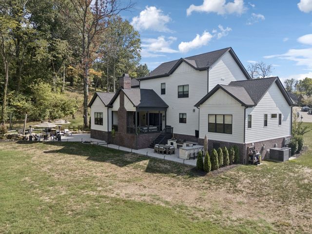 5012 Toll Road Ct, Thompsons Station, TN 37179