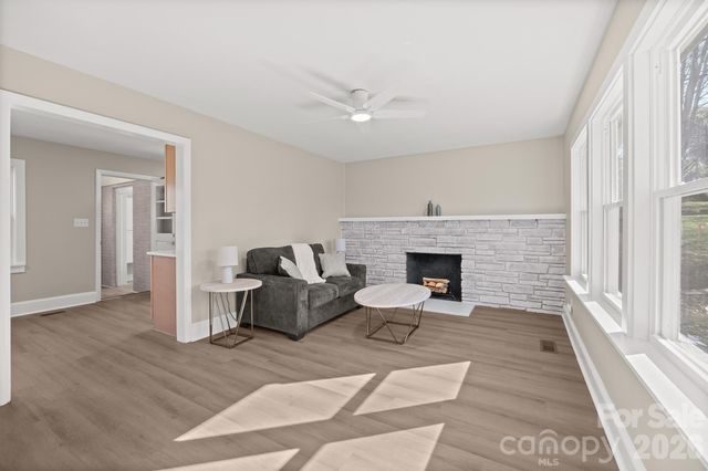 4035 Sheffield Drive, Charlotte, NC 28205