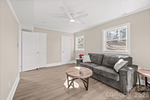 4035 Sheffield Drive, Charlotte, NC 28205