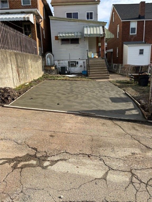 311 Linden Ave, Sharpsburg, PA 15215