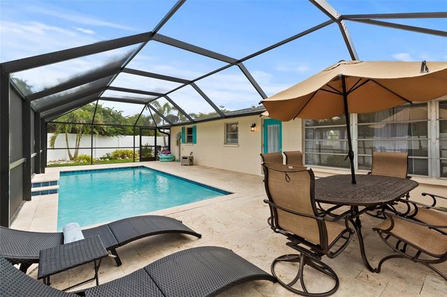6836 ROXBURY DRIVE, Sarasota, FL 34231