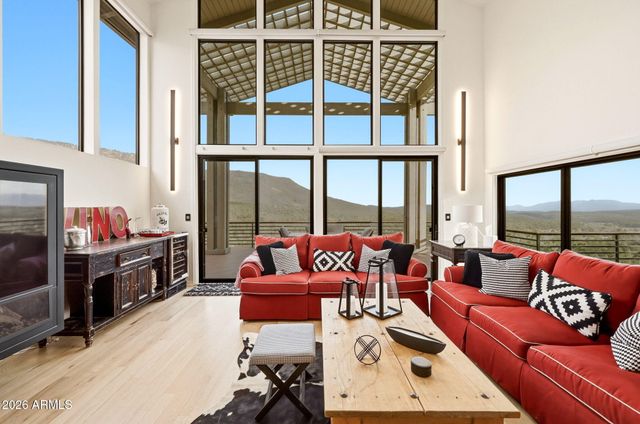 5067 N HILLTOP Drive, Pine, AZ 85544