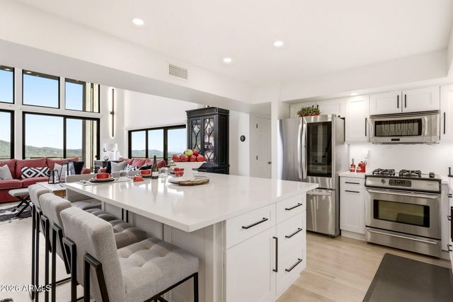 5067 N HILLTOP Drive, Pine, AZ 85544