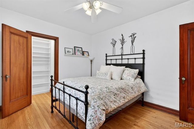 5455 Walsh Street, St Louis, MO 63109