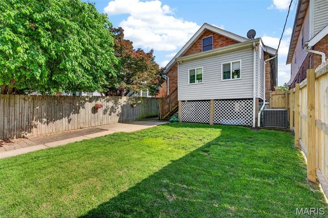 5455 Walsh Street, St Louis, MO 63109