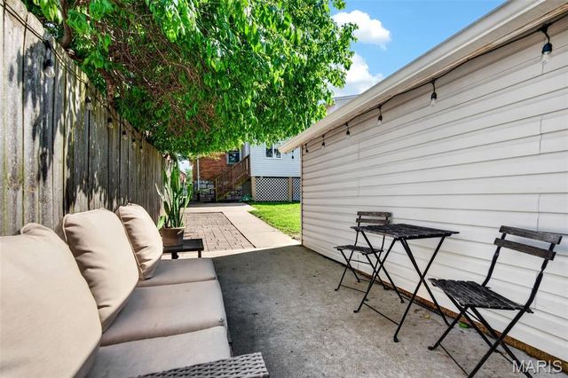 5455 Walsh Street, St Louis, MO 63109