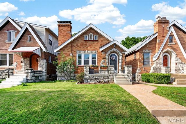 5455 Walsh Street, St Louis, MO 63109
