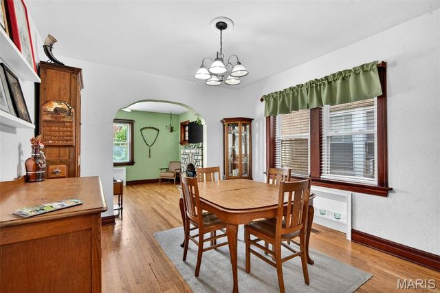 5455 Walsh Street, St Louis, MO 63109