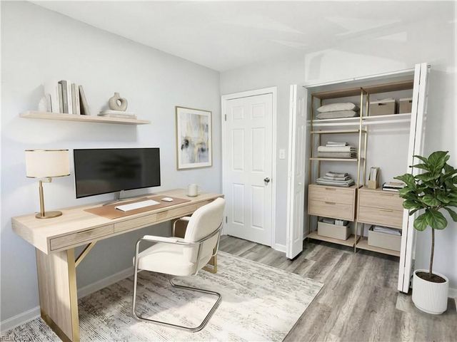 1016 Castle CT, Chesapeake, VA 23323