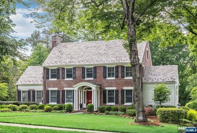 236 Mountain Avenue, Ridgewood, NJ 07450