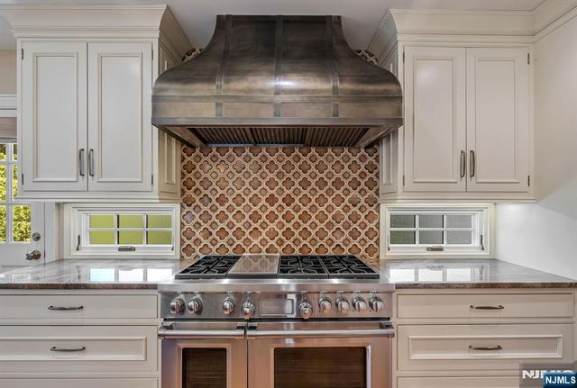 236 Mountain Avenue, Ridgewood, NJ 07450