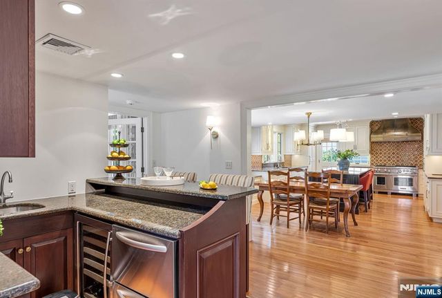 236 Mountain Avenue, Ridgewood, NJ 07450