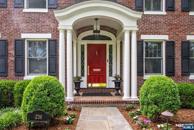 236 Mountain Avenue, Ridgewood, NJ 07450