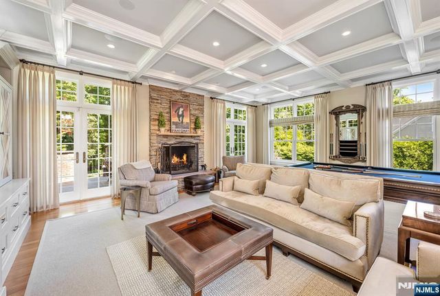 236 Mountain Avenue, Ridgewood, NJ 07450