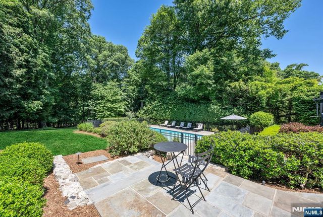 236 Mountain Avenue, Ridgewood, NJ 07450