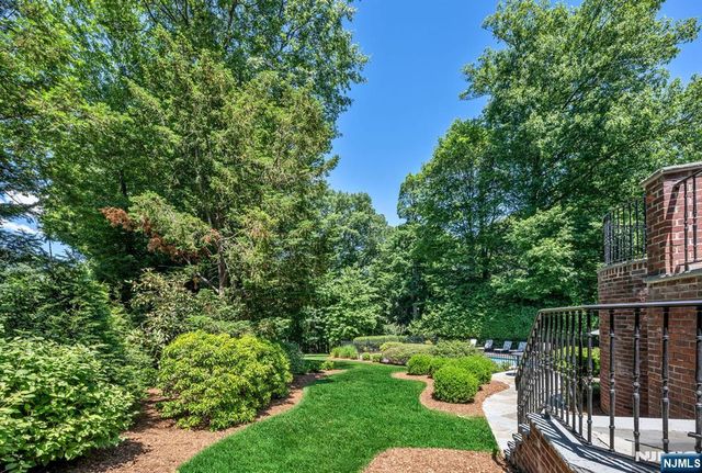 236 Mountain Avenue, Ridgewood, NJ 07450