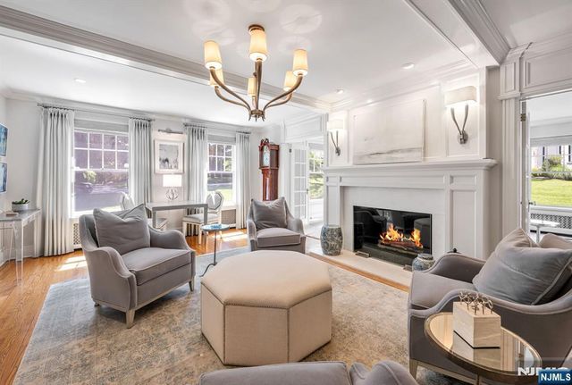 236 Mountain Avenue, Ridgewood, NJ 07450