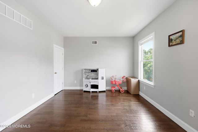 46 Blue River Way, Lakewood, NJ 08701