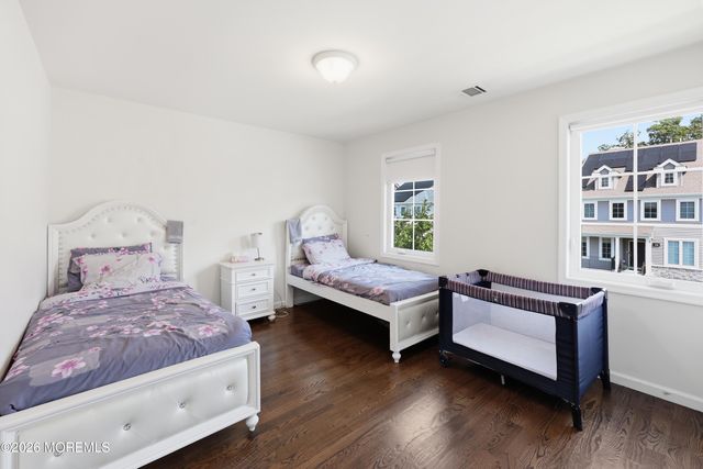 46 Blue River Way, Lakewood, NJ 08701