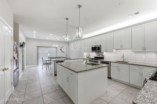46 Blue River Way, Lakewood, NJ 08701